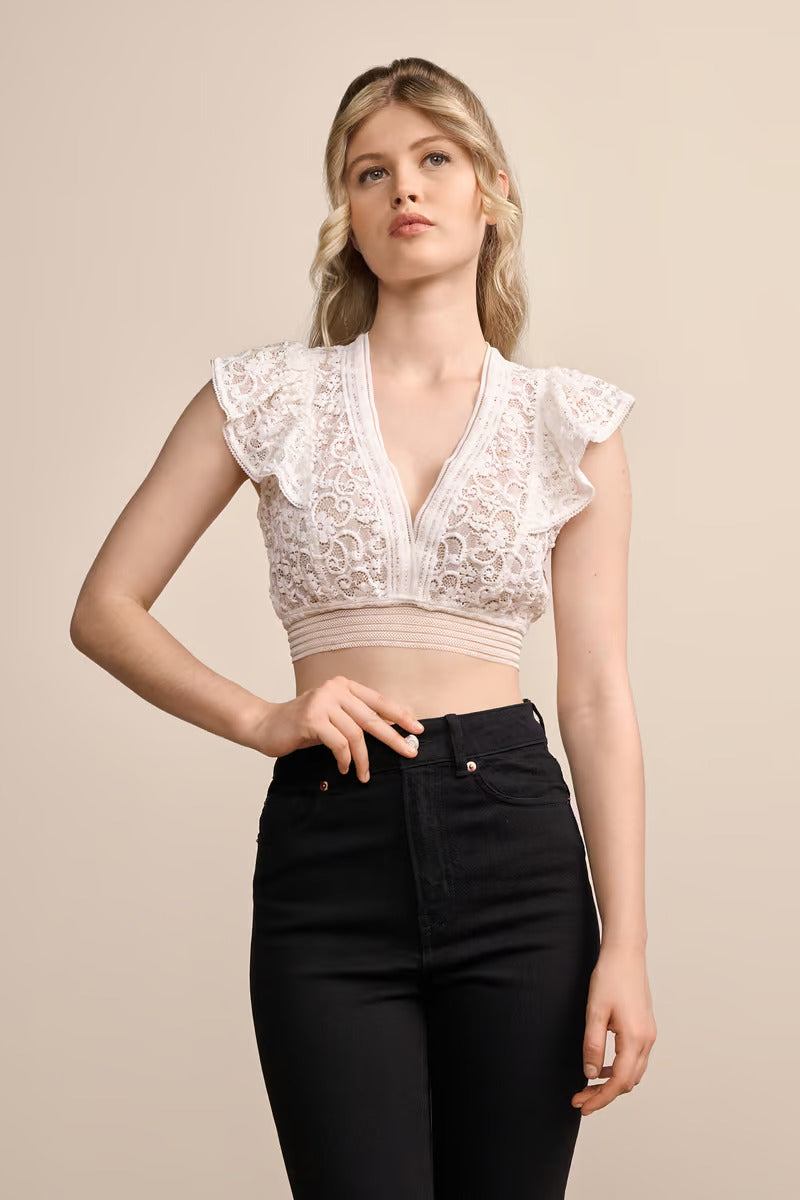 Kruger Dirndl Blouse "Saralena" in ecru with V-neck lace and flounced sleeves.