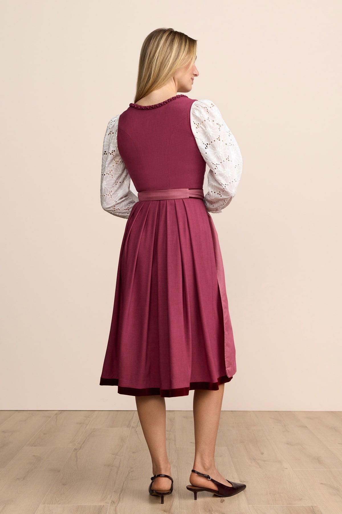 Kruger Agneta long dirndl in red, 70cm