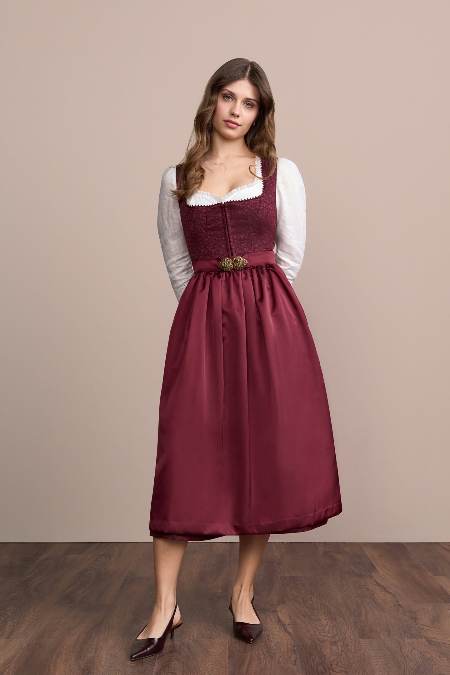 Julia Trentini Nira Dirndl, Red — 80cm Maxi
