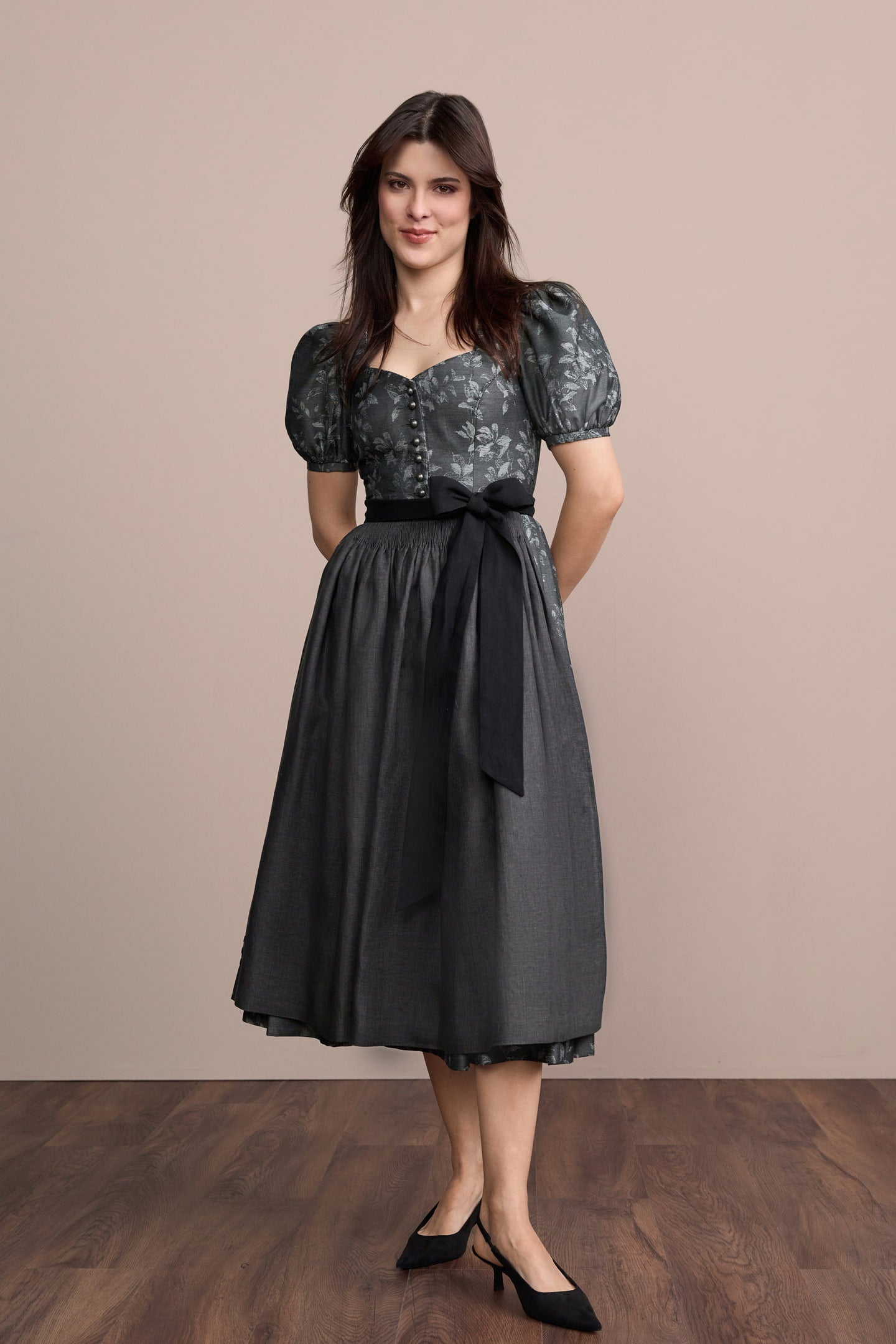 Julia Trentini Abela Dirndl, Grey — 80cm Maxi