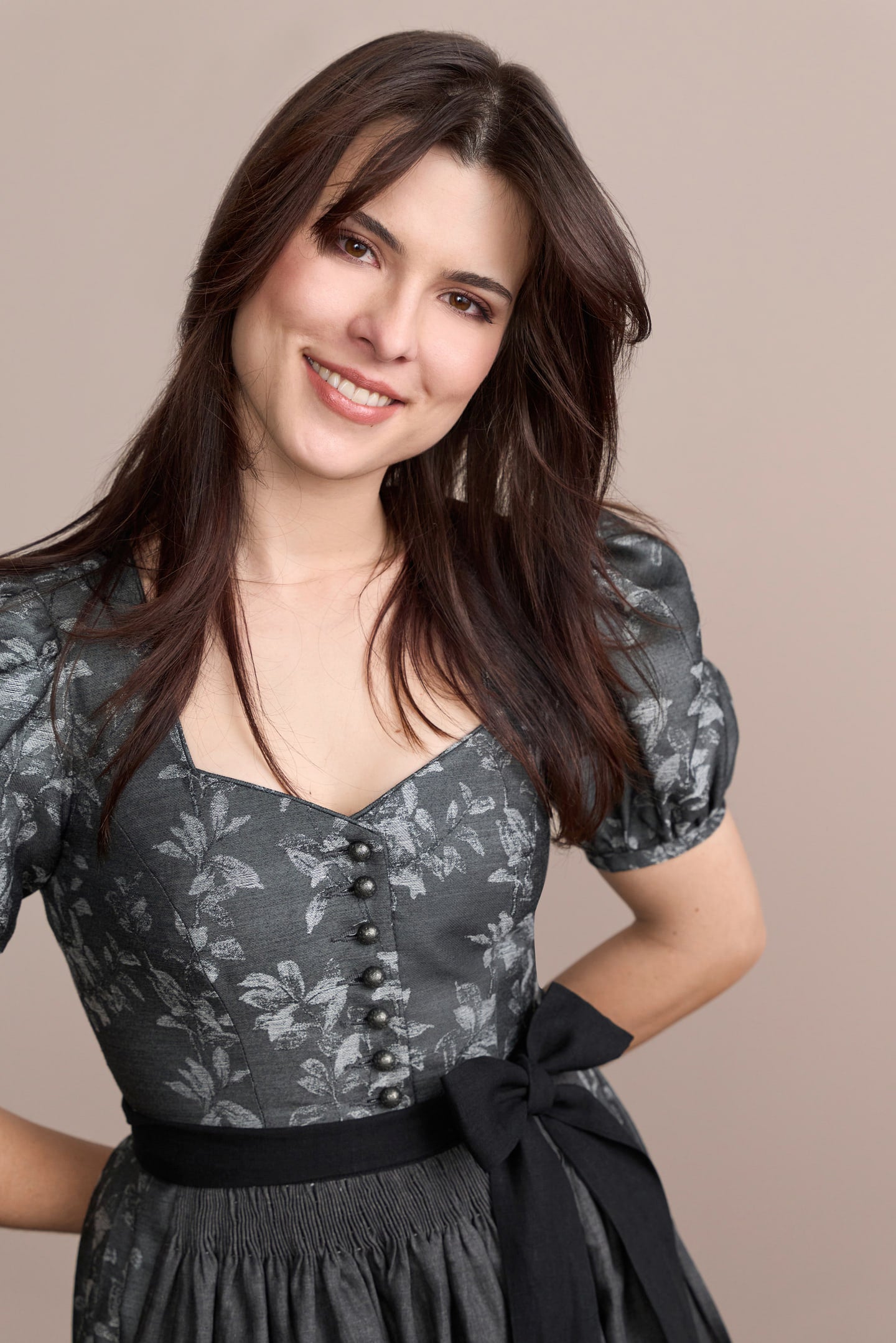 Julia Trentini Abela Dirndl, Grey — 80cm Maxi