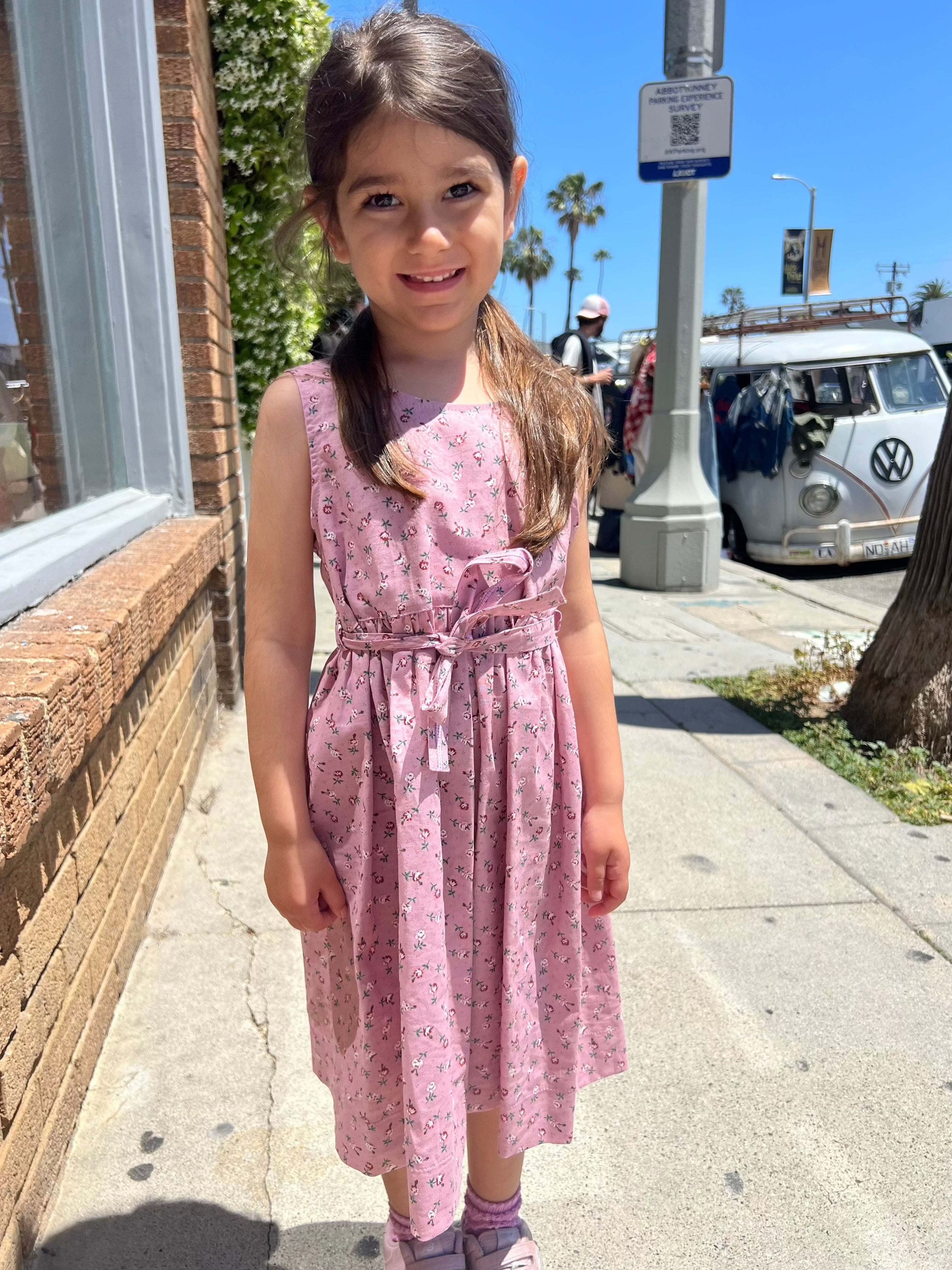 Barwolf Girls Dress "Sofie" pink with floral design and tie belt, 100% cotton.